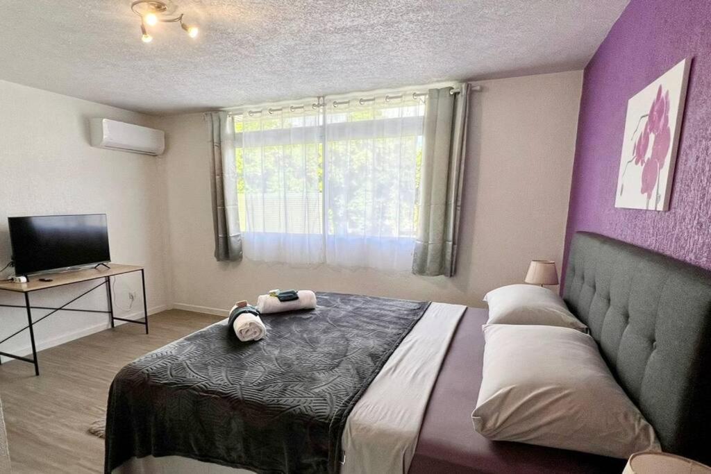 Heipoe Lodge - 6 Min Airport, Wifi, Ac & Parking Papeete  Exterior foto